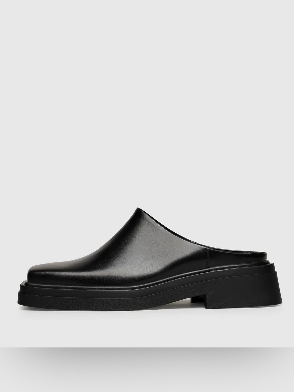 Vagabond Black Slip-On Leather Mule